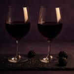 Syrah vs Shiraz, two glasses side by side